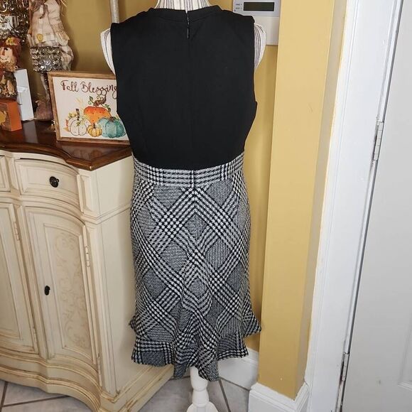 Karl Lagerfeld  houndstooth ruffle black dress women's size 10 - Picture 4 of 5